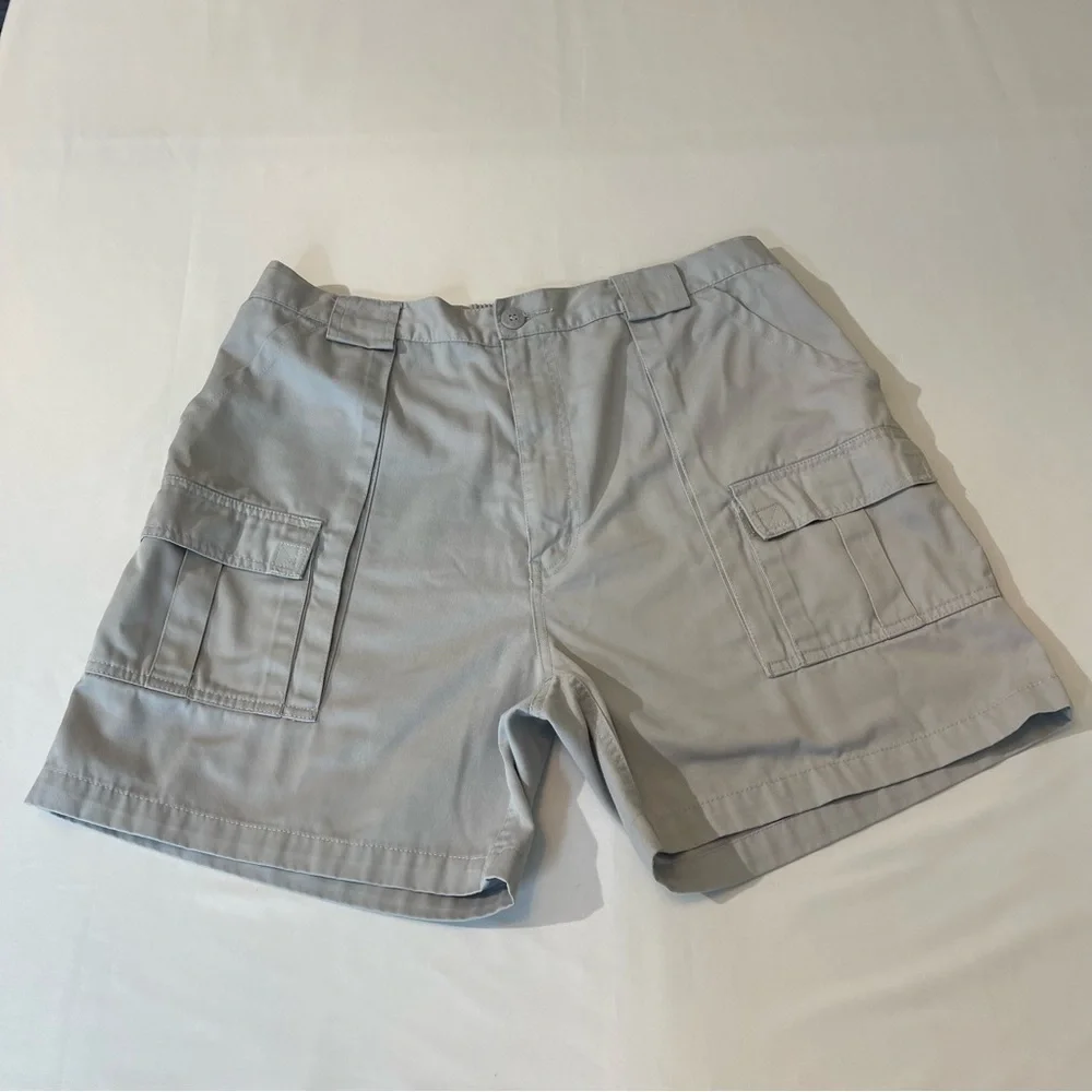 WEEKENDER MENS CARGO SHORTS, SIZE 38, VERY GOOD CONDITION, PREOWNED